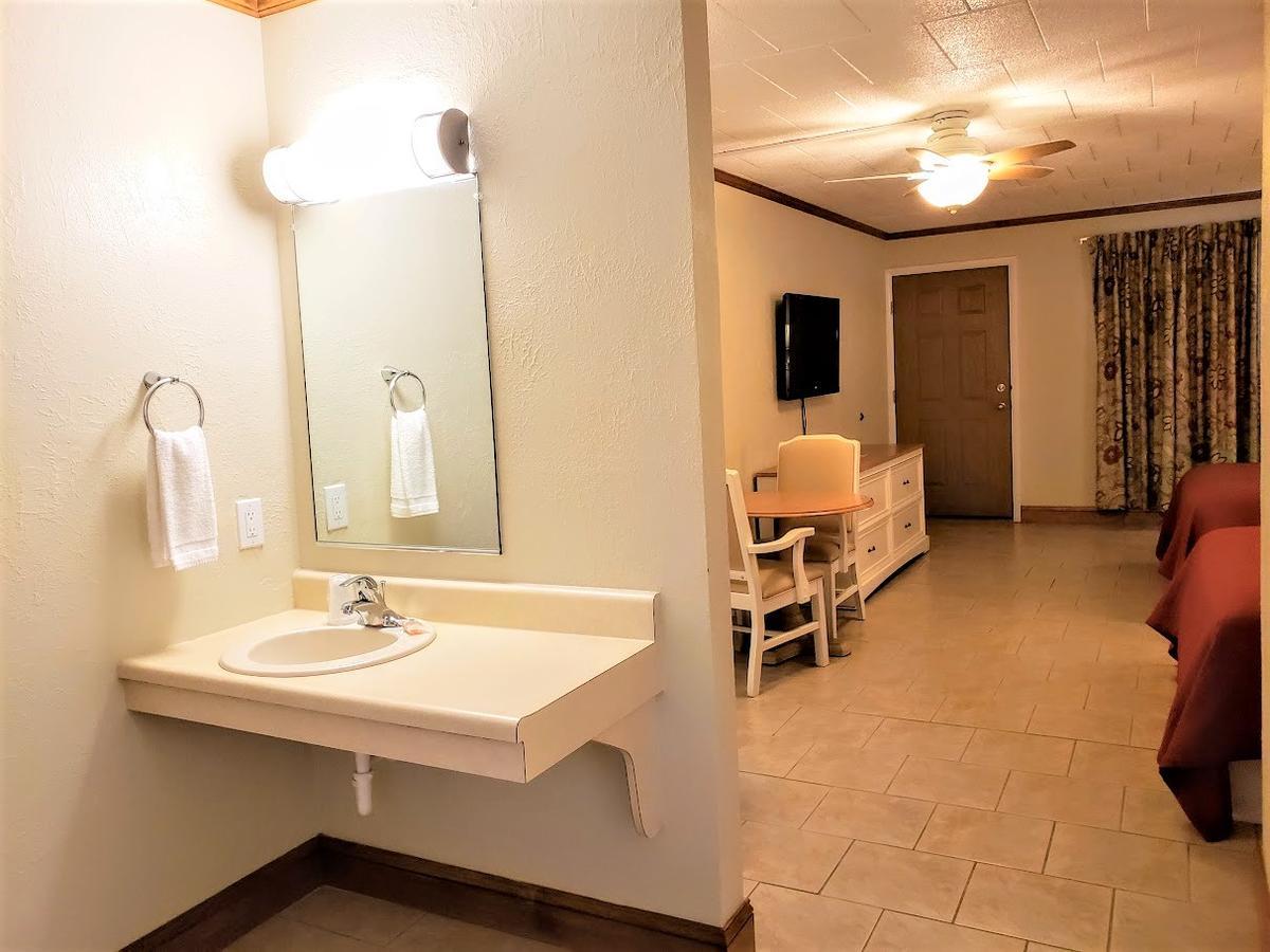 Avondale By The Sea Hotel Cape May Bagian luar foto
