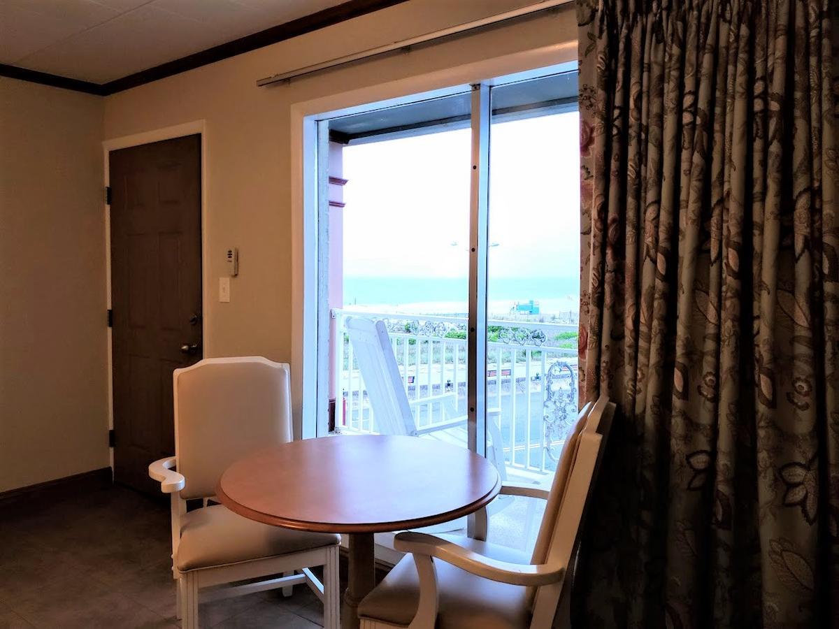 Avondale By The Sea Hotel Cape May Bagian luar foto