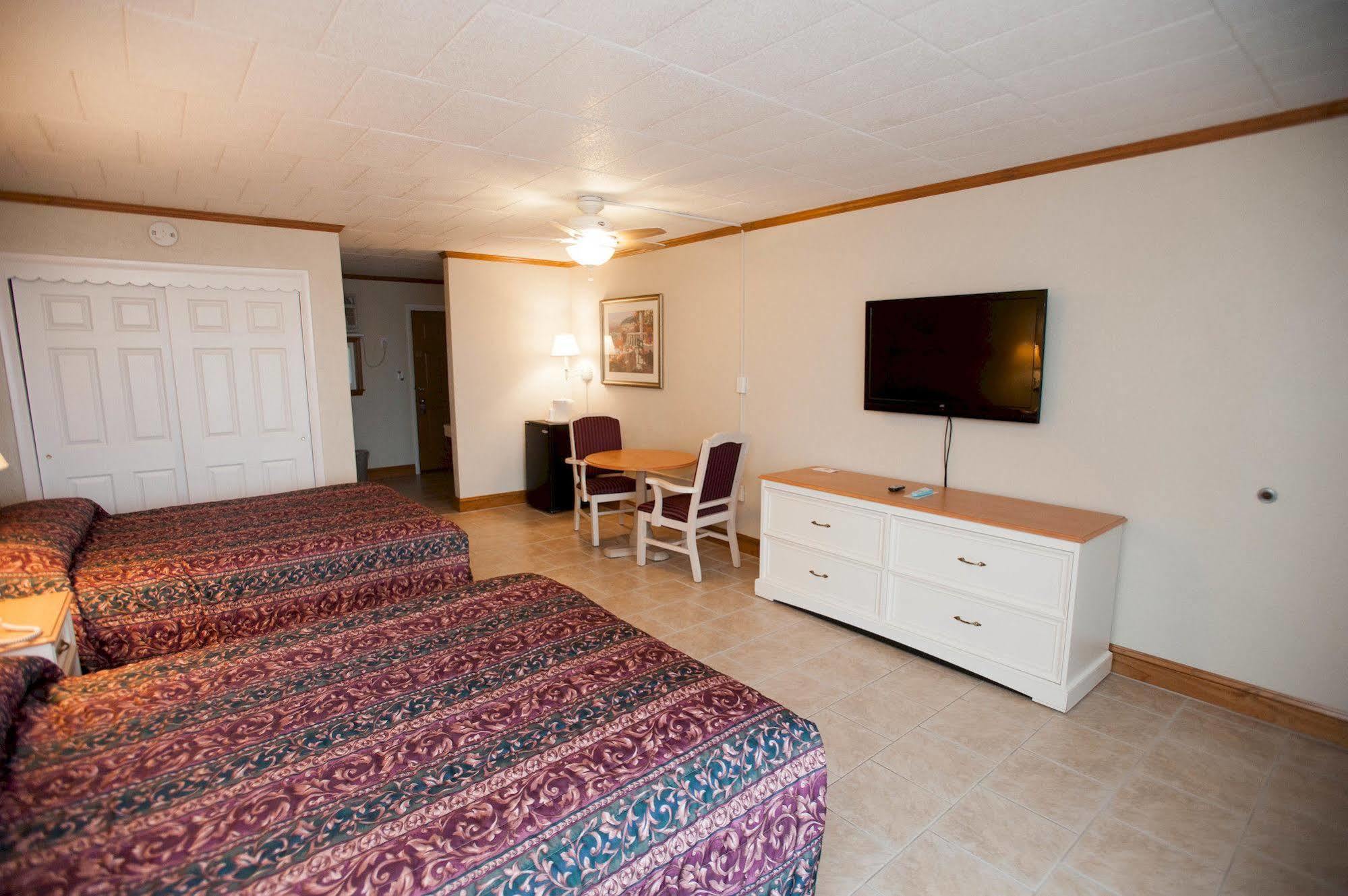 Avondale By The Sea Hotel Cape May Bagian luar foto